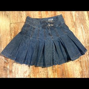 Carolina Blues pleated denim skirt